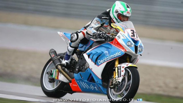 Vittorio_Iannuzzo_Grillini_Dentalmatic_SBK_BMW_S1000RR_Superbike_2013_Olanda_Assen_01