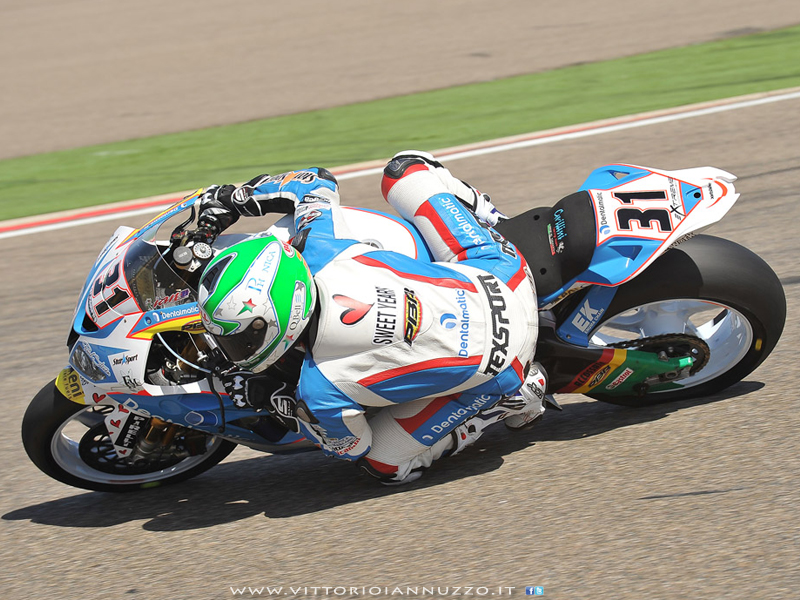 Vittorio_Iannuzzo_Team_Grillini_Dentalmatic_SBK_BMW_S1000_RR_Superbike_2013_Spagna_Aragon_17