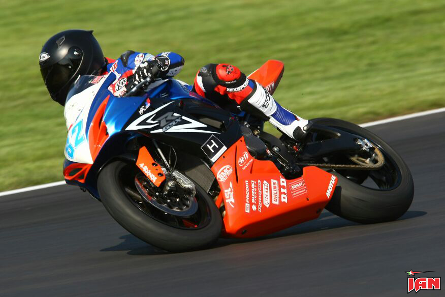 Vittorio_Iannuzzo_IDM_Supersport_HPC_Power_Suzuki_Germania_2014_Test_Lausitzring_03