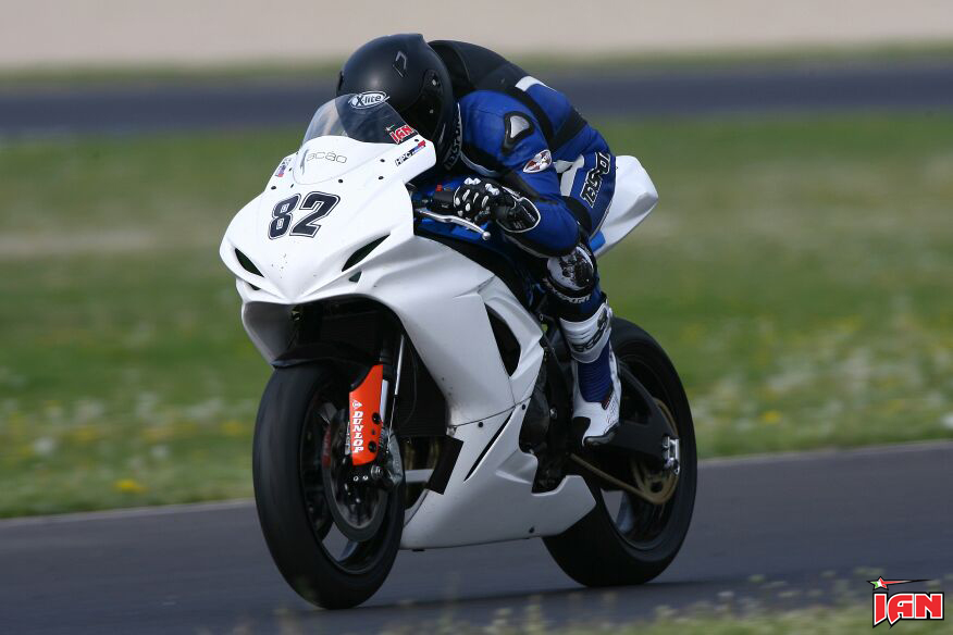 Vittorio_Iannuzzo_IDM_Supersport_HPC_Power_Suzuki_Germania_2014_Test_Lausitzring_07
