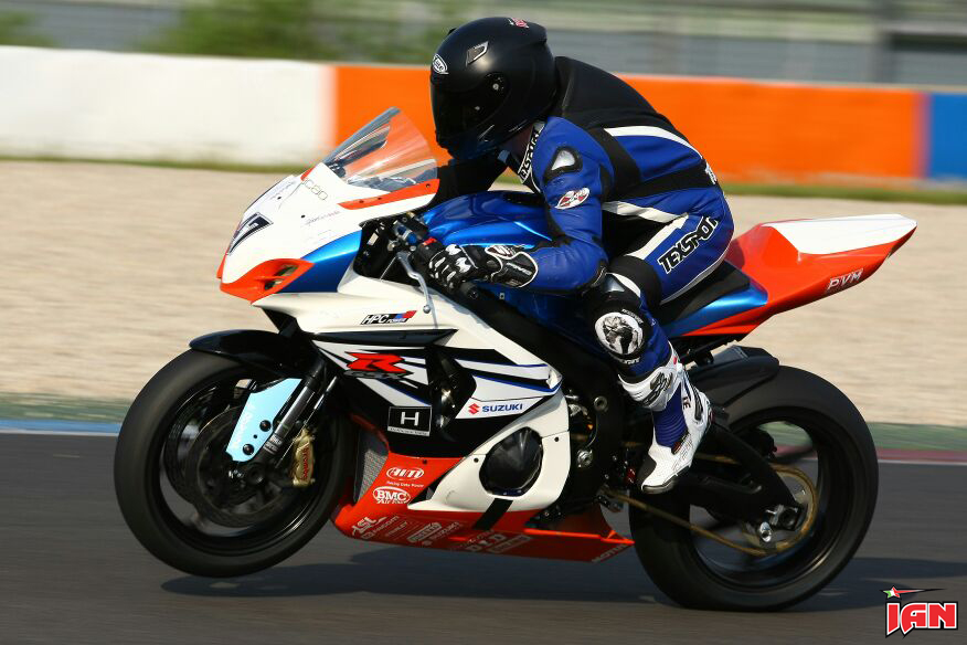 Vittorio_Iannuzzo_IDM_Supersport_HPC_Power_Suzuki_Germania_2014_Test_Lausitzring_11