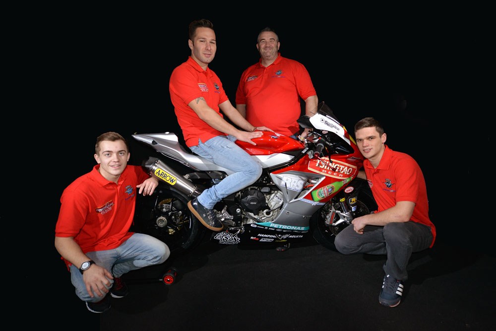 Vittorio_Iannuzzo_2015_Mv_Augusta_BSBS_Tsingtao_Racing_British_Superbke_MCE_02
