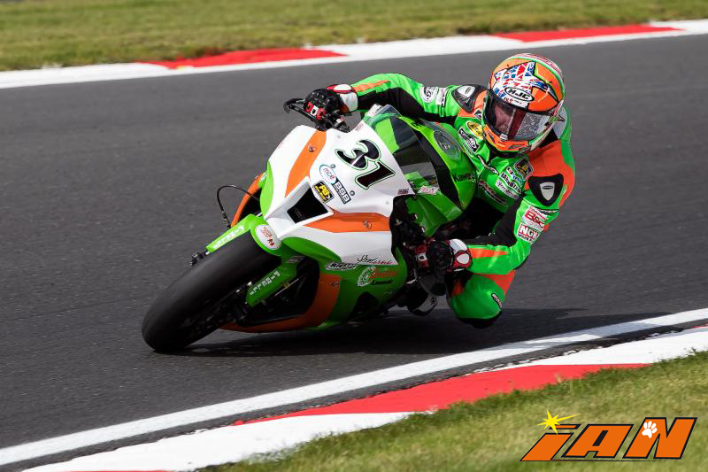 Vittorio_Iannuzzo_BSB_British_Superbike_MCE_Gearlink_Kawasaki_Ninja_ZX10_1000_Pirelli_Inghilterra_2016_Foto_Brands_Hatch_Indy