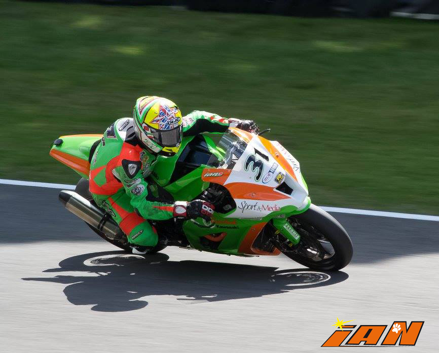 Vittorio_Iannuzzo_BSB_British_Superbike_MCE_Gearlink_Kawasaki_Ninja_ZX10_1000_Pirelli_Inghilterra_2016_Foto_Brands_Hatch